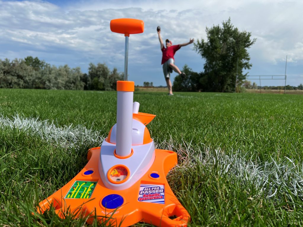 ALL PRO PASSER ROBOTIC QUARTERBACK FOOTBALL LAUNCHER