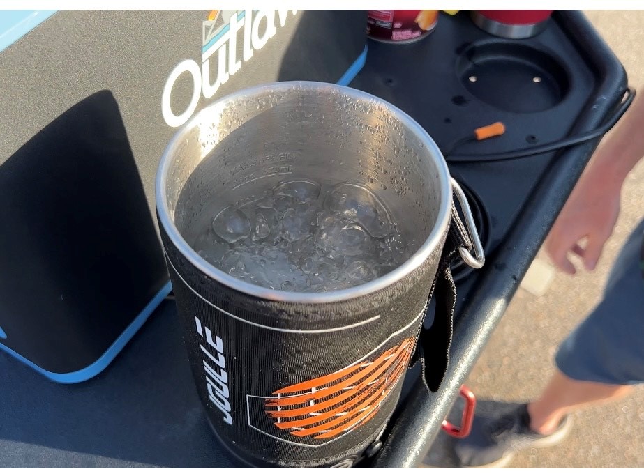 https://tailgating-challenge.com/wp-content/uploads/2023/08/joulle-water-boiling.jpg
